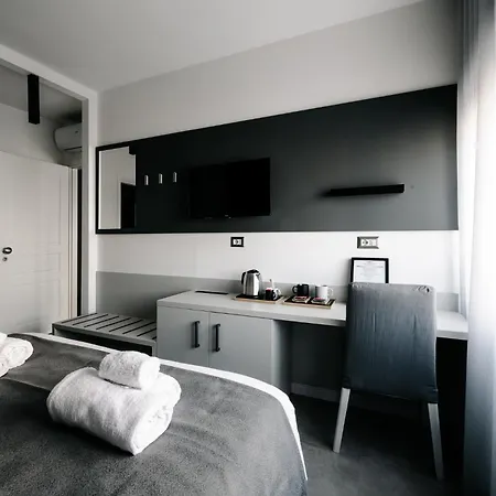 Lumas Up B&B 로마
